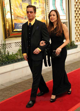 Brad Pitt & Angelina Jolie.jpg